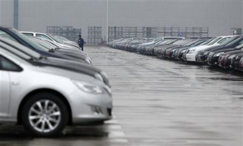 Schiphol’e park edilen araçlar, şirket çalışanları tarafından kullanılıyor