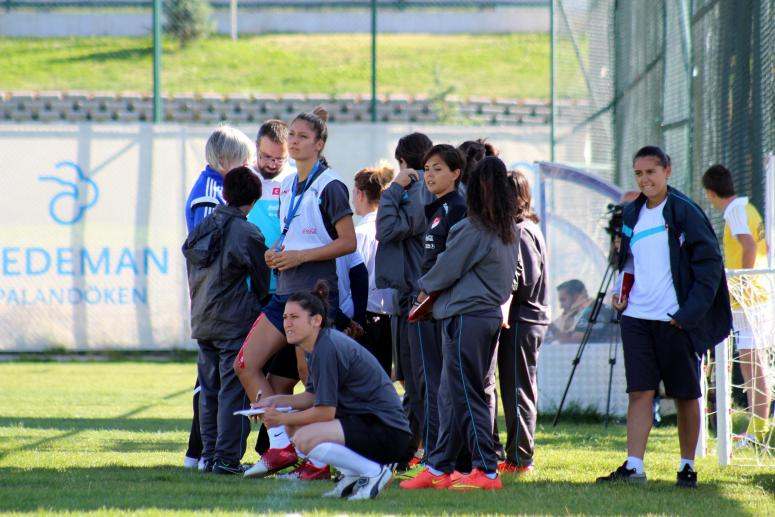 Erzurum’dan Avrupa Liglerine Kadın Antrenör Yetişiyor