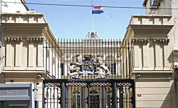 Hollanda Başkonsolosluğu Kapatıldı