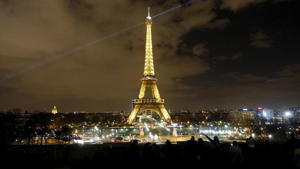 Paris’e gelen turist sayısı terör nedeniyle 1,8 kişi milyon azaldı