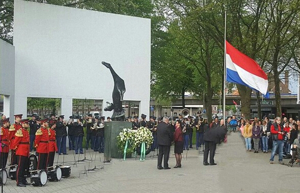 Hollanda’da ikinci  Dünya Savaşı Kurbanları Anıldı