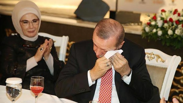 Cumhurbaşkanı Erdoğan’ı ağlatan video