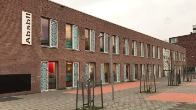 Hollanda’da İslam Okulları En Başarılı Eğitim Kurumları