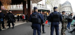 Fransa’da Noel seferberliği! 100 bin güvenlik görevlisi görev yapacak