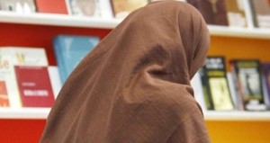 Hollanda’da Türk Ailelere İslam Tehdidi: Camiye Giderseniz Sonunuz Gelir!