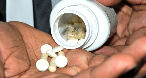 Paracetamol & Vitaminler Basisverzekering’den çıkartiriliyor