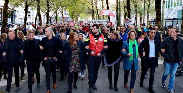 Hollanda’da Kamu Çalışanlarından Hükümet Karşıtı Protesto