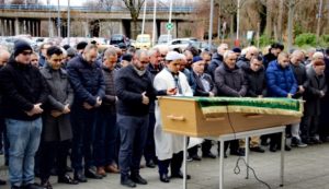 Hollanda’da kahraman ilan edilen Türk görevlinin cenaze namazı kılındı