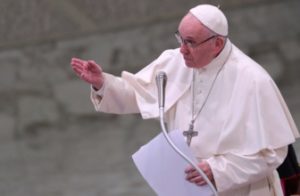Papa’dan piskoposlora çocuk istismarı uyarısı