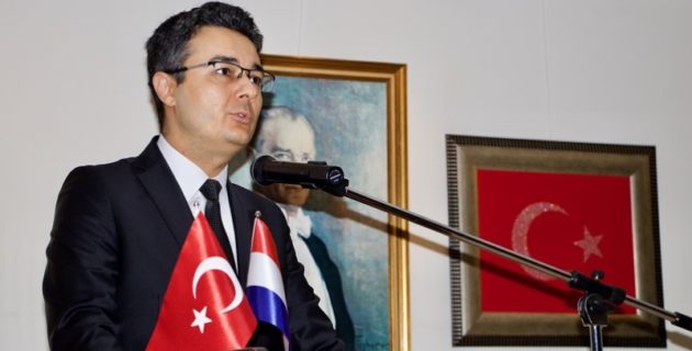 Hollanda’da Mehmet Akif Ersoy ve Çanakkale Şehitleri anıldı