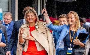 Hollanda Kraliçesi Máxima 3100 euro maaşla sekreter arıyor