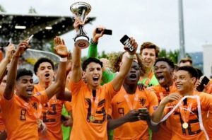Hollanda, 17 yaş altında Avrupa şampiyonu