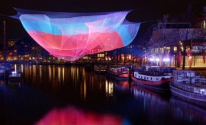 Hollanda’nın başkenti Amsterdam’da, ışık sanat festivali düzenlendi