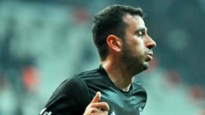 Beşiktaş, Oğuzhan’ın Feyenoord’a transfer olduğunu açıkladı