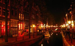Hollanda Meclisi seks işçileri için ekonomik destek paketi istiyor