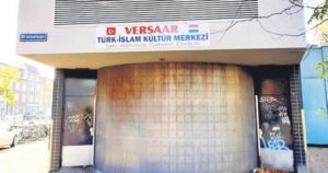 Hollanda’da Türk İslam Merkezine Irkcı Saldırı