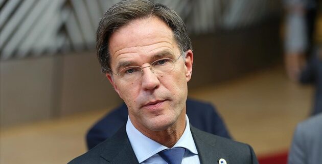 Hollanda’da sahtekarlıkla suçlanan mağdur aileler Başbakan Mark Rutte’ye karşı dava açtı