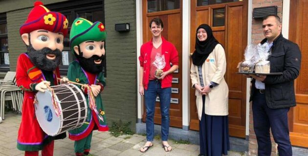 Hollandalı komşulara İslam’ın kutlu mesajı ulaştırıldı