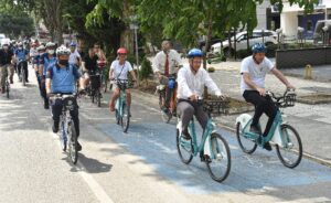 Hollanda`nin İstanbul Baskonsolosu İstanbul için pedal çevirdi