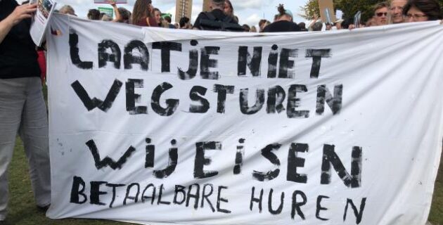 Hollanda’da Konut Azligi Ve Artan Kiralar Protesto Edildi
