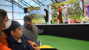 Hollanda’nın Ankara Büyükelçiliğinin desteğiyle otizmli çocuklar için tiyatro ve konser düzenlendi 