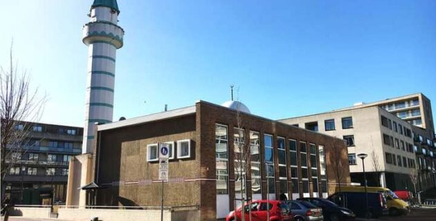 Leiden HDV Mimar Sinan Camii’nin camları kırıldı… Bu Saldırılar Niçin Yapılıyor?