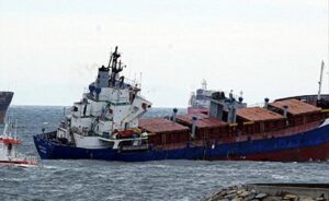 Hollanda’da çarpışan iki gemiden biri battı