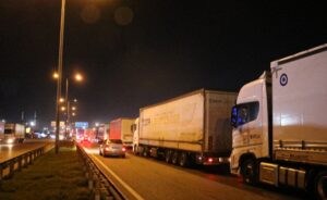 Hollandalı kamyonculardan “Özgürlük Konvoyu” protestosu