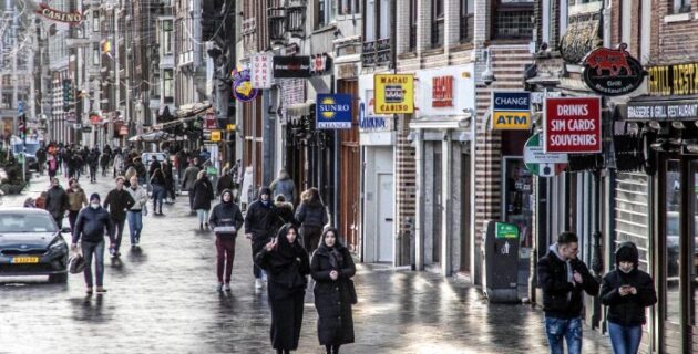 Amsterdam’da yüksek kira beklentisiyle evini boş tutan ev sahiplerine ceza