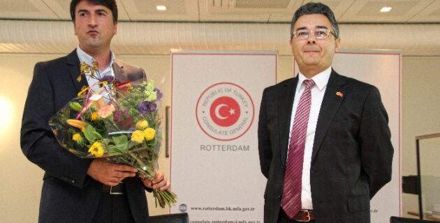 Hollanda’da yaşayan Türk profesyoneller yine gençlerle buluştu