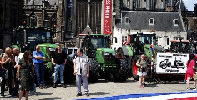 Hollanda’da çiftçi protestolarında 100’den fazla gözaltı