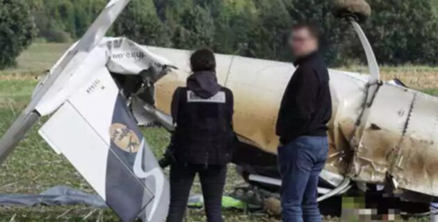 Almanya’da tarlaya uçak düştü: 1 ölü!