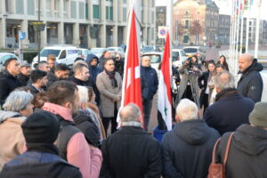 Arnhem Belediyesi Bayrakları Yarıya İndirdi, TC. Deventer Başkonsolosu Yerinde Yardımları İceledi