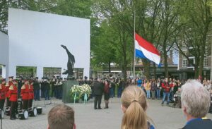 Hollanda’da İkinci Dünya Savaşı’nda ölenler anıldı