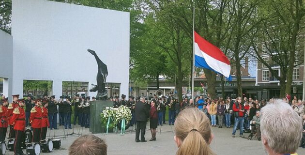 Hollanda’da İkinci Dünya Savaşı’nda ölenler anıldı