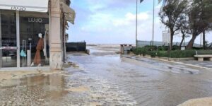 Ciaran Fırtınası Avrupa’yı Vurdu: 12 Kişi Hayatını Kaybetti