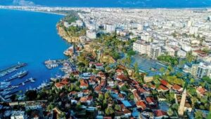 Antalya’dan 40 binden fazla yabancı gitti, kiralar düştü!