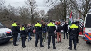 Hollanda’da Filistin’e destek gösterisine izin verilmedi